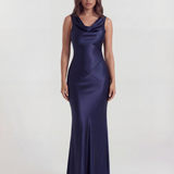 Sapphire | Mirdzošs dārgakmens