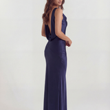 Sapphire | Mirdzošs dārgakmens