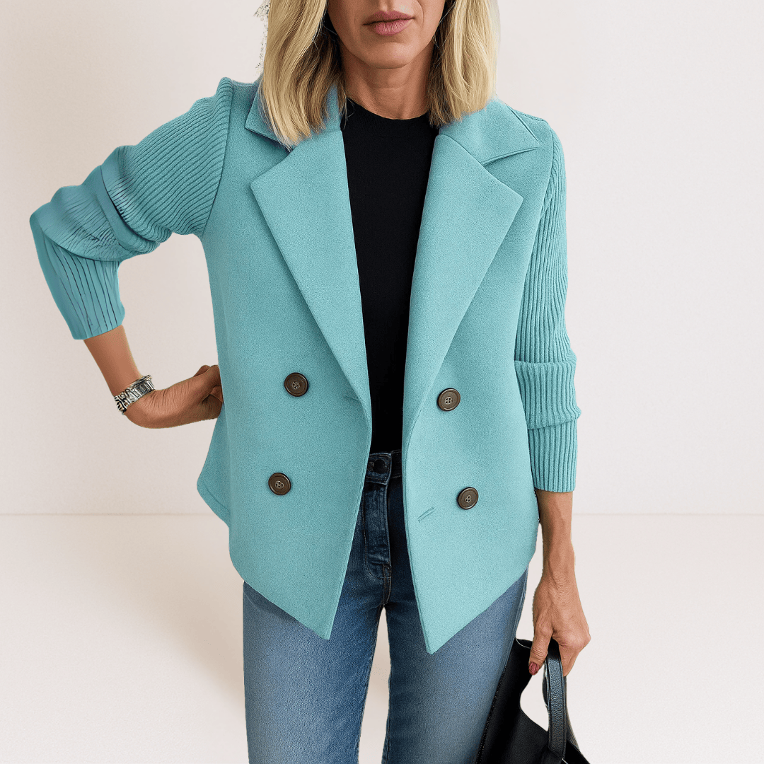 Marta™ | Elegants mētelis ar pūkainām piedurknēm