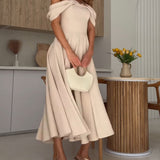Isadora | Eleganta Maxi Kleita ar Atvērtiem Pleciem un Drapējumiem