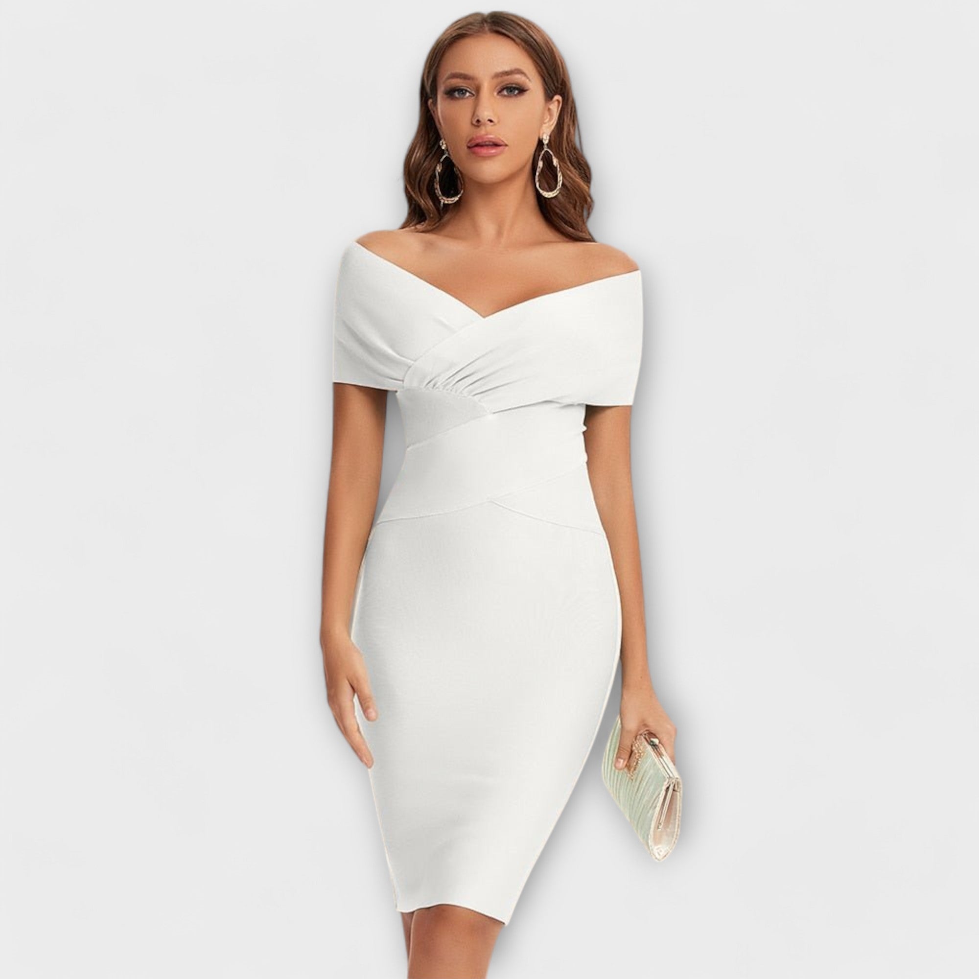 Lara | Eleganta V-veida kakla izgriezuma mini kleita